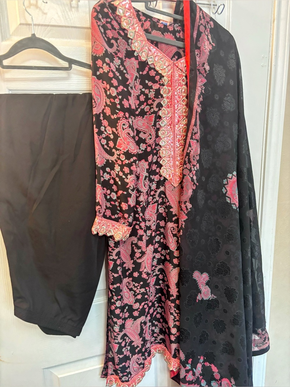 Shalwar Kameez medium bust 40